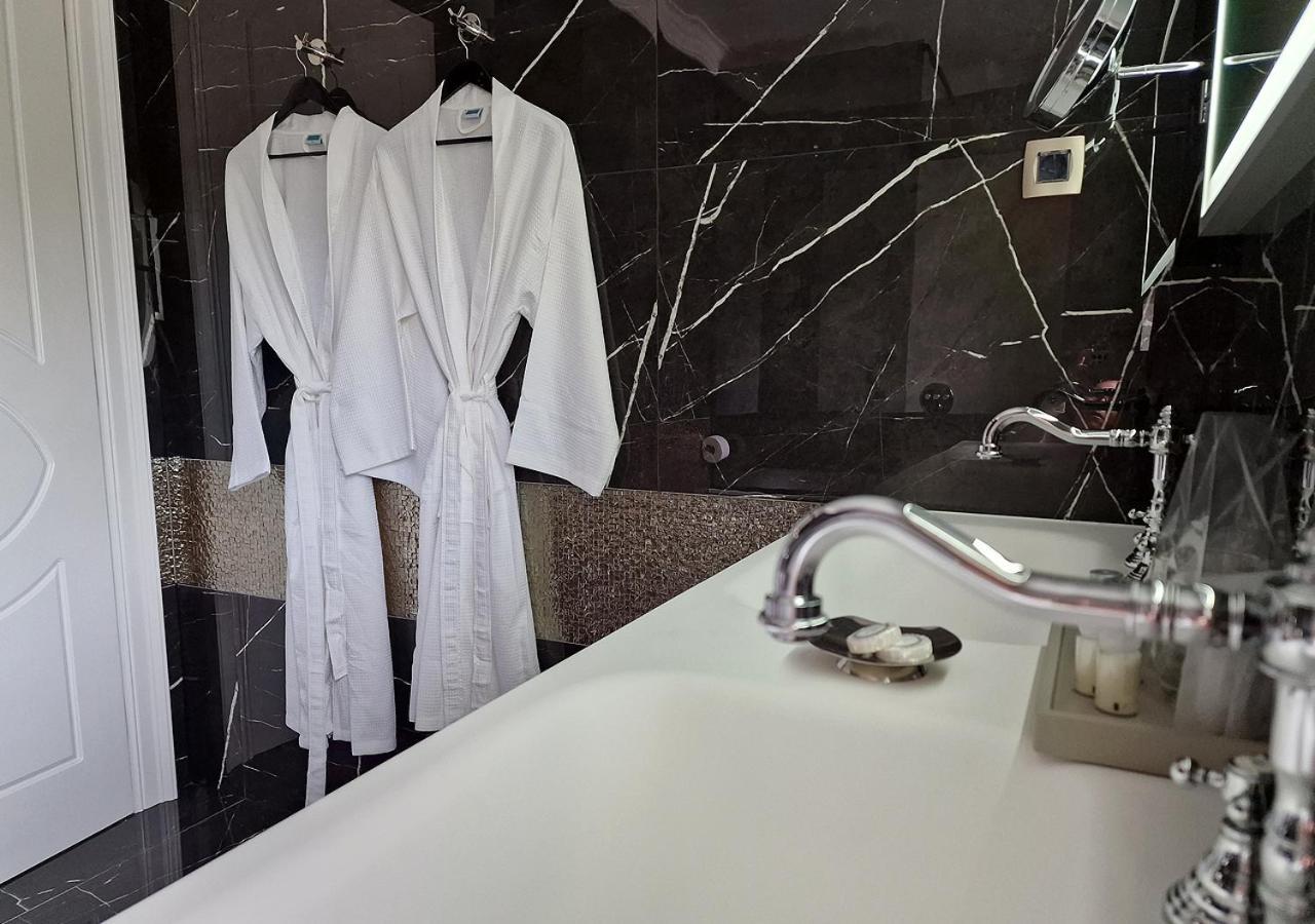 Boutique Hotel Bora & Villas Garamm Pakoštane Exterior foto